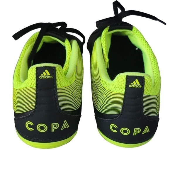 Addias Soccer Cleats - Picture 13 of 14